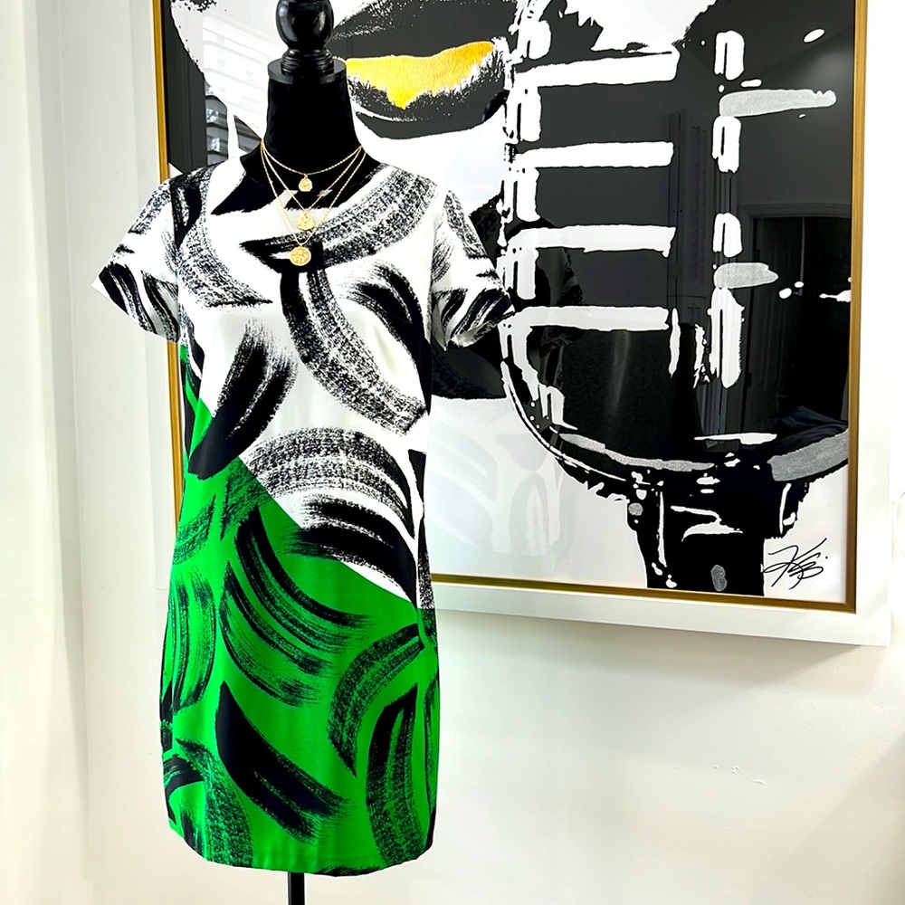 Vince Camuto Green, Black and White Brush-Stroke Shift Dress, Size 4P